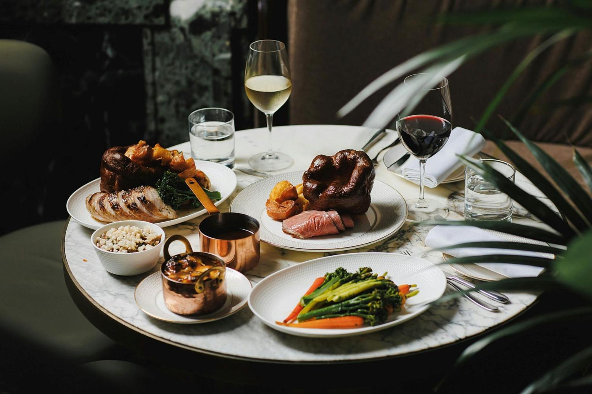 Stock Exchange Hotel, Manchester, Autograph Collection Екстер'єр фото A Sunday lunch at the Ivy, St John's Wood